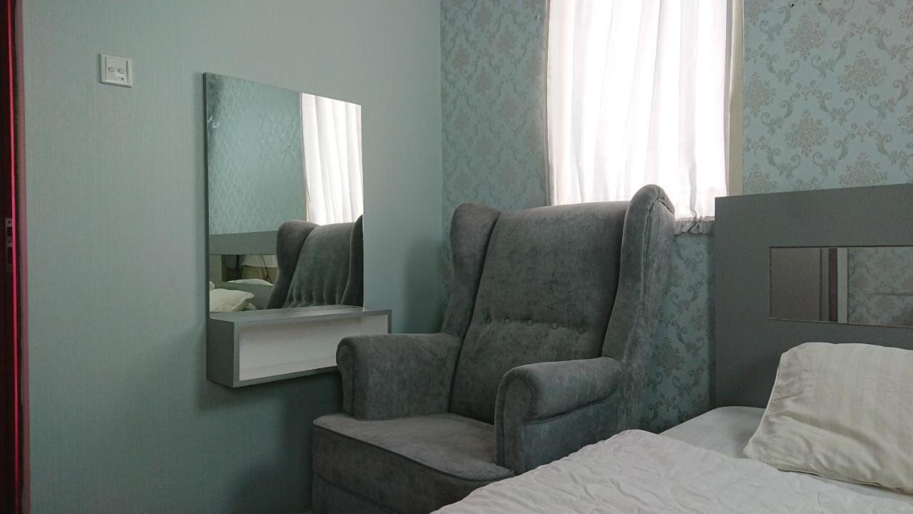 Green Lake View Just Sleep & Cozy Hotel Pondokcabe Hilir Bagian luar foto